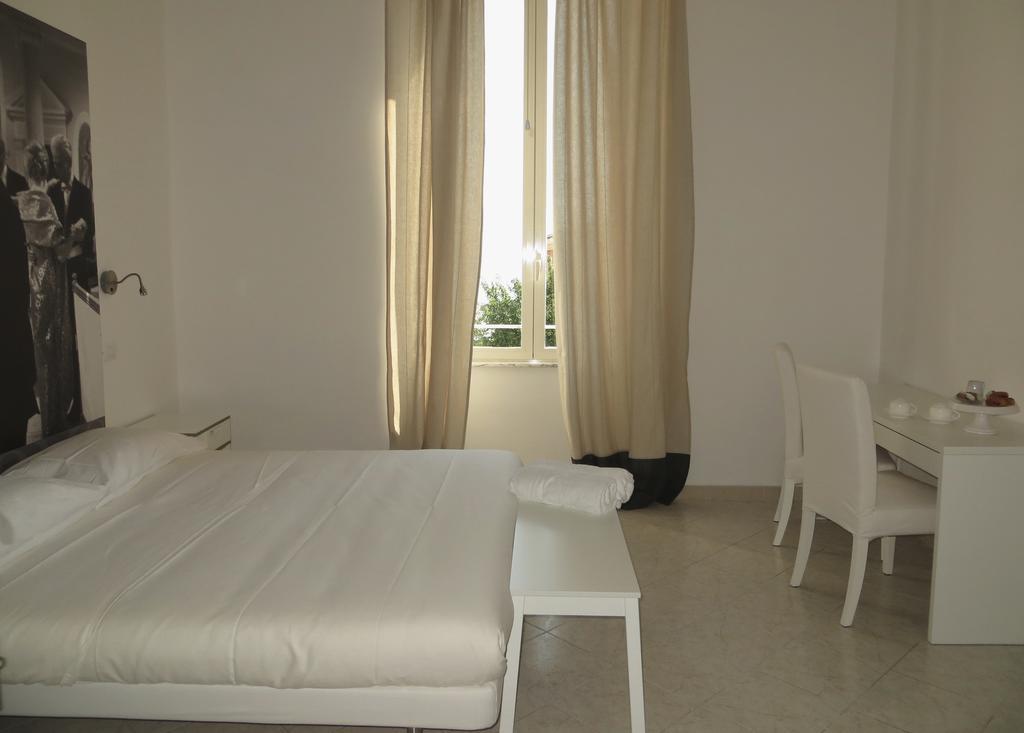 5 Rooms Affittacamere Civitavecchia Camera foto