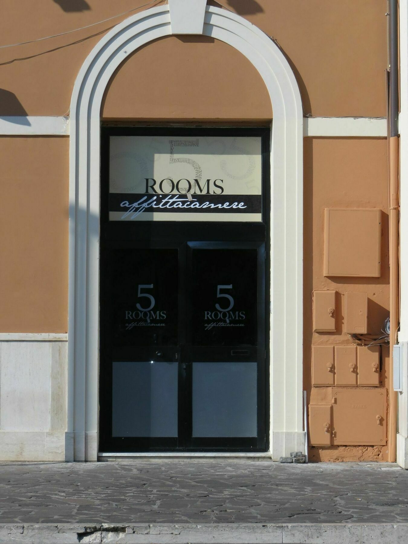 5 Rooms Affittacamere Civitavecchia Esterno foto